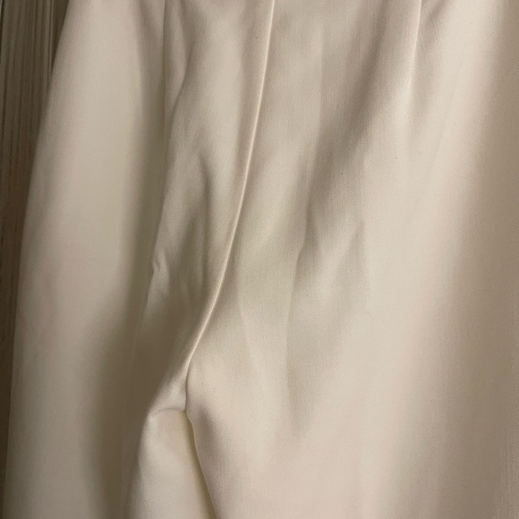 Lilly Pulitzer slacks - Picture 10 of 11